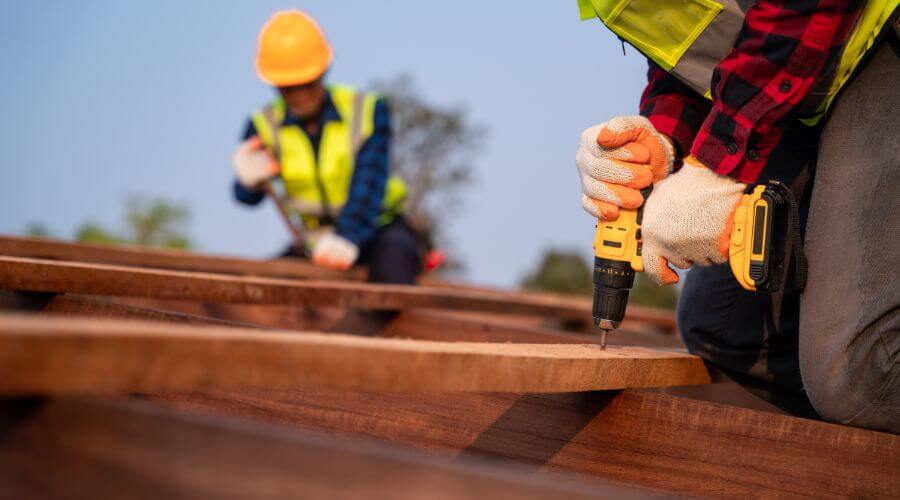 Expert Emergency Roof Repairs services in Moweaqua, IL